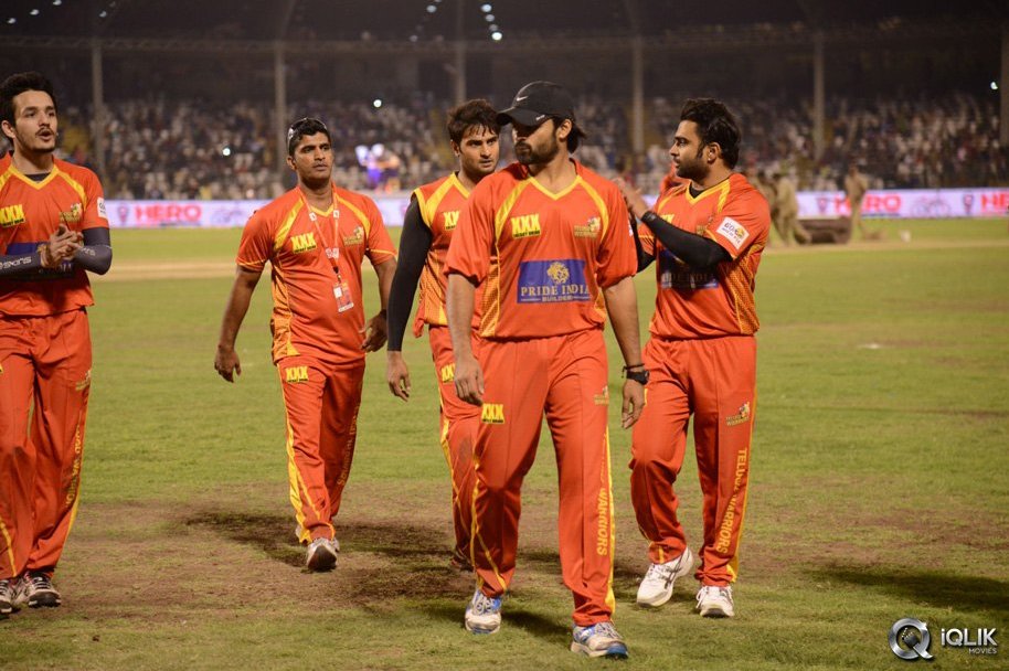 CCL-5-Telugu-Warriors-vs-Bengal-Tigers-Match-Photos